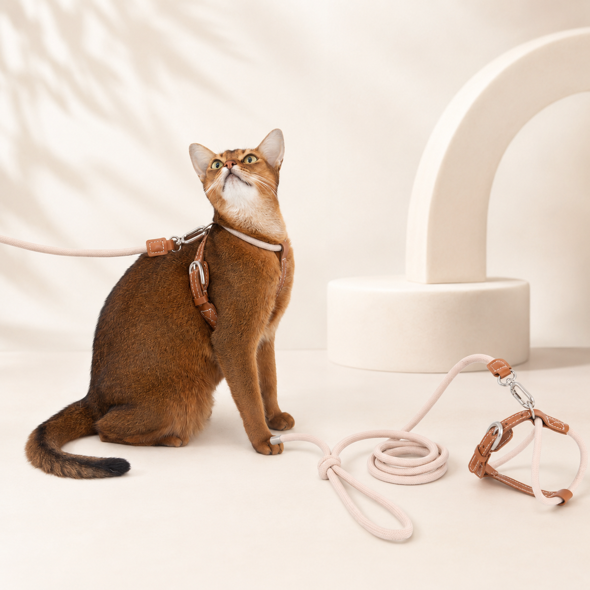 Milk Brown HD024017 Cross-Motion cat harness and leash set