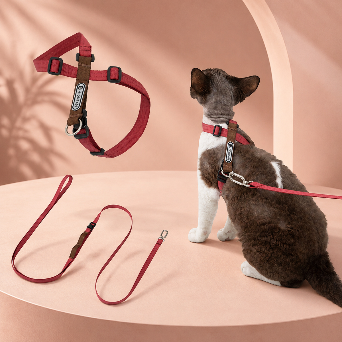 Red HD024019 figure-8 cat harness and leash set